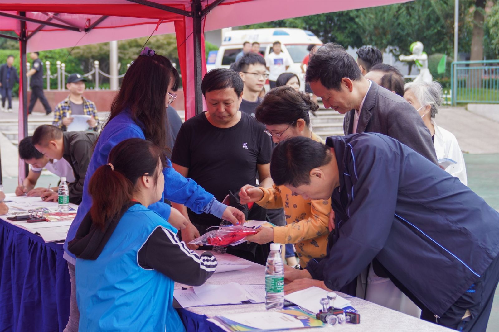 湖南hb火博管理有限公司