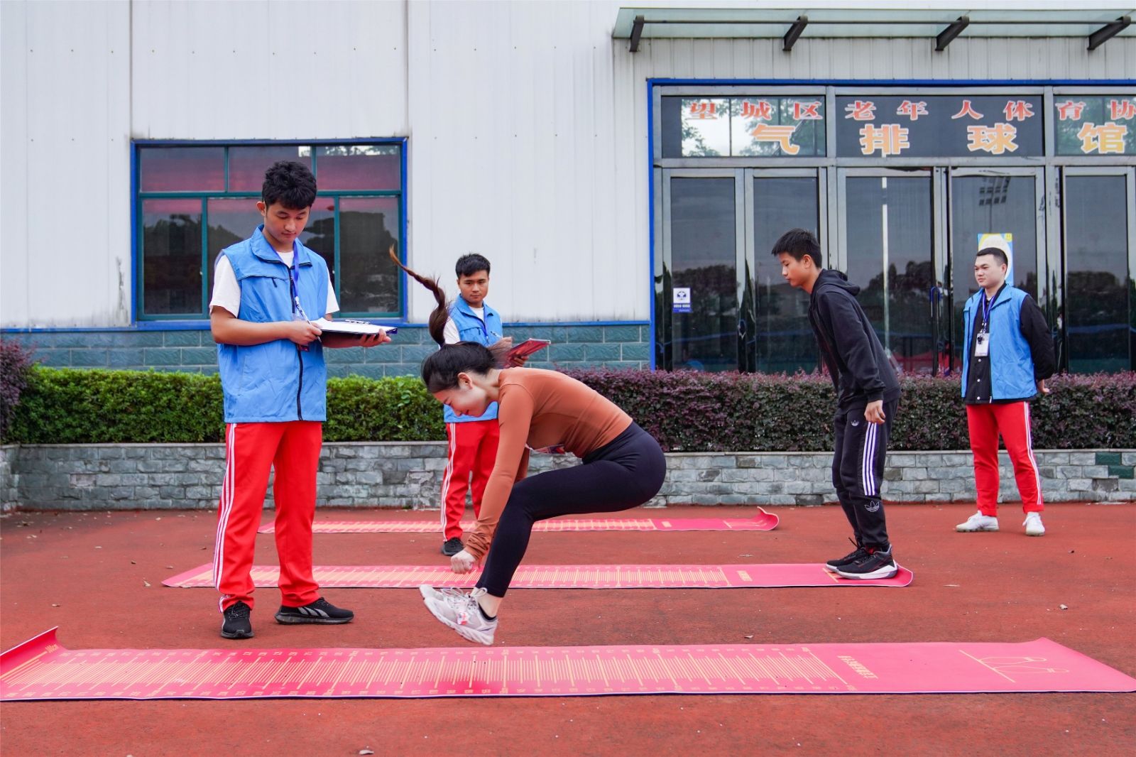 湖南hb火博管理有限公司