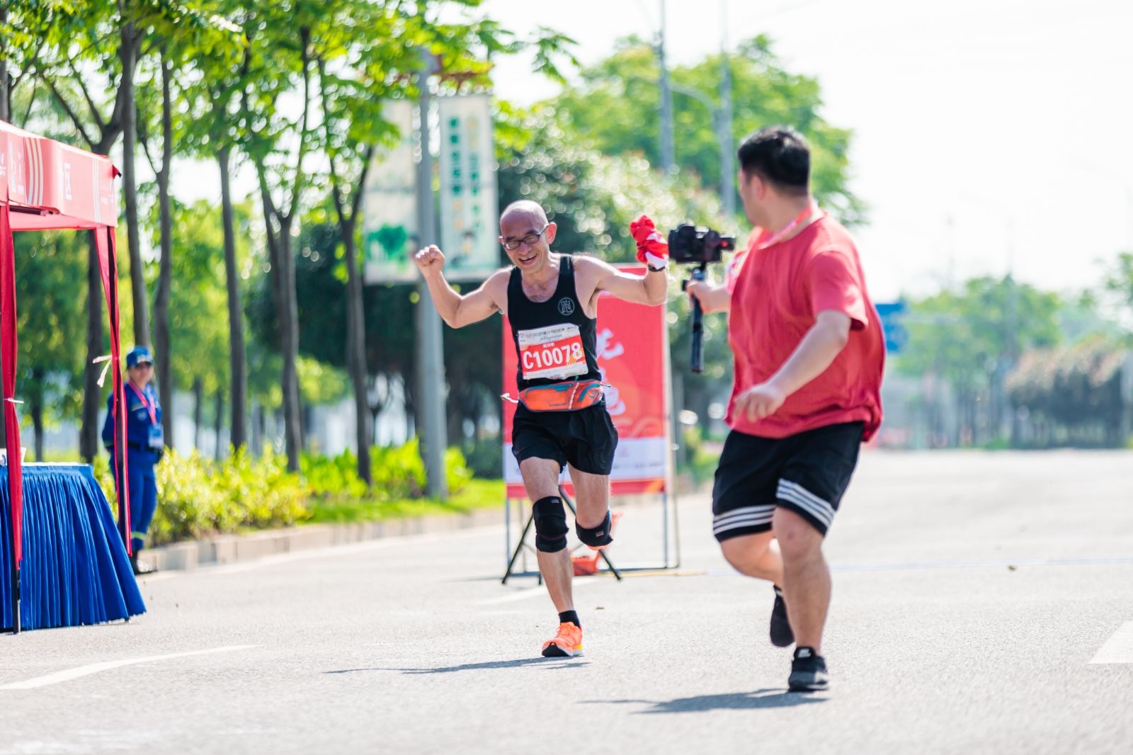 湖南hb火博管理有限公司