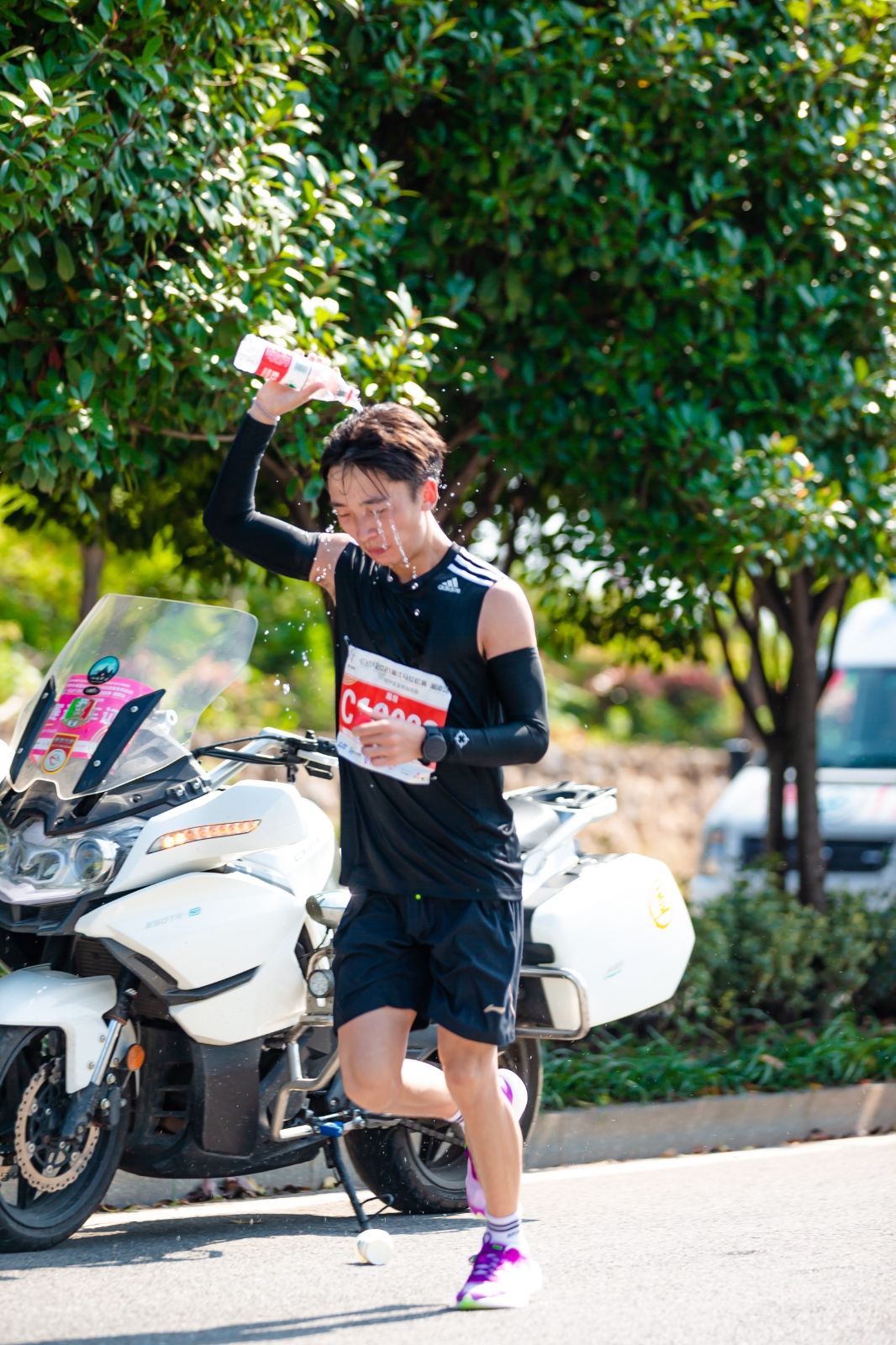 湖南hb火博管理有限公司